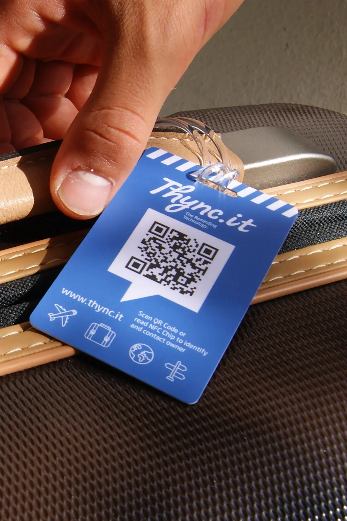 Gepäckanhänger mit QR-Code und NFC für die digitale Gepäckübergabe